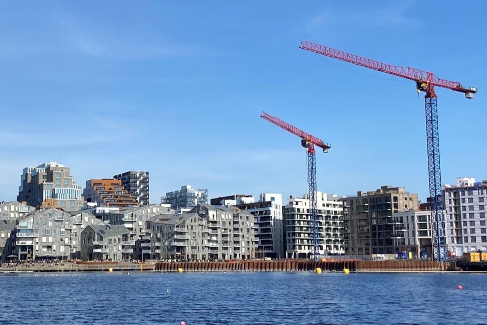 Skanska permitterer en fjerdedel av de ansatte