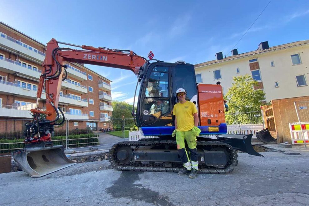 Deler ut støtte til 37 utslippsfrie anleggsmaskiner og 99 mobile ladestasjoner