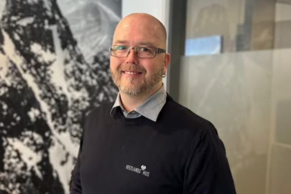 Ansetter daglig leder
