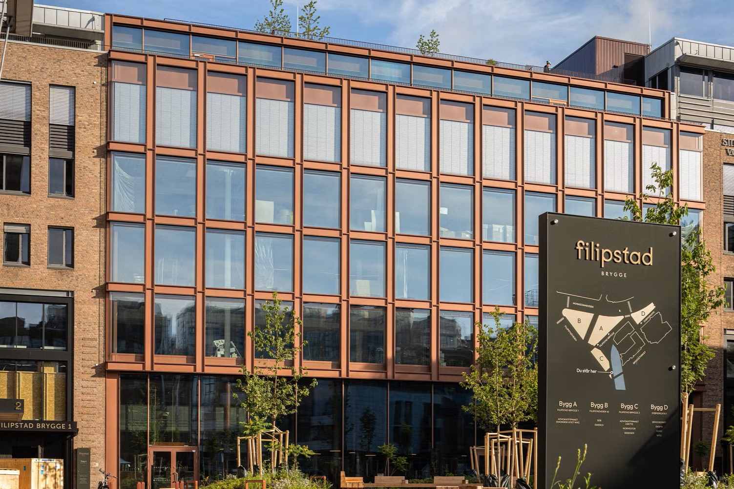 Har signert tiårsavtale