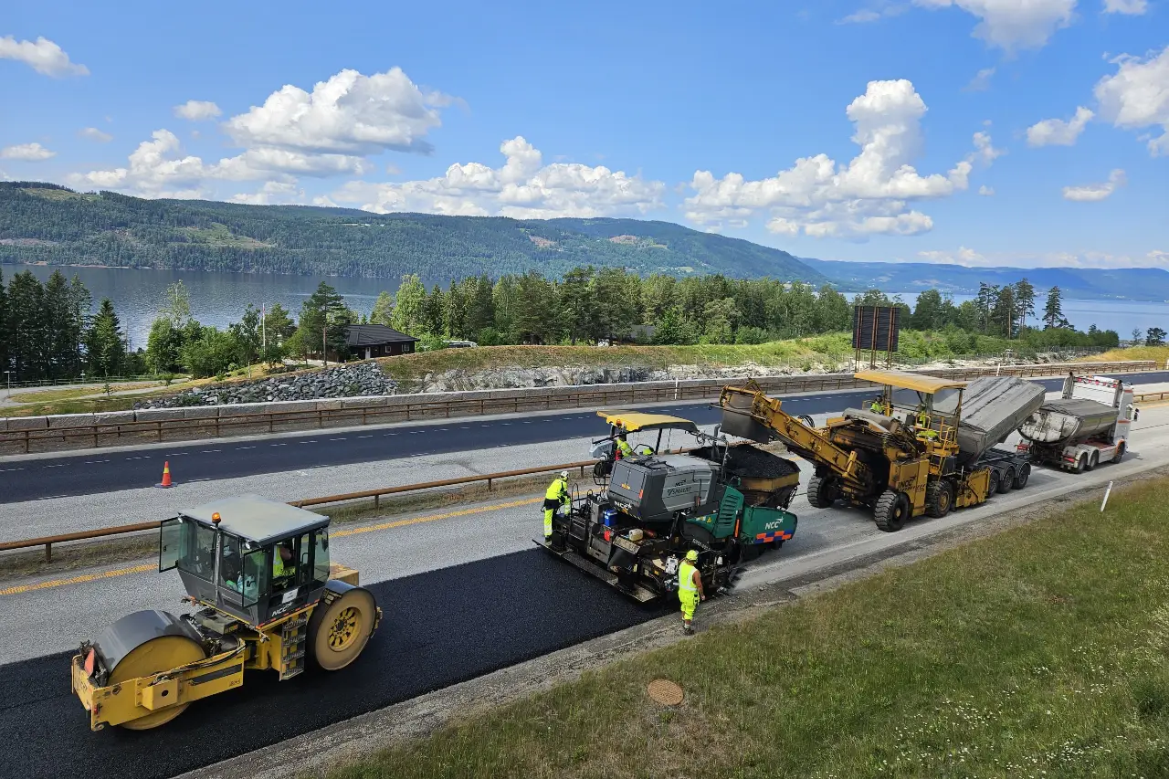 Har signert asfaltkontrakter for 250 mill.