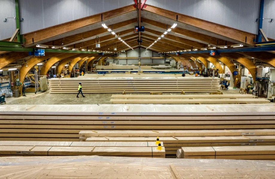 Moelven møblerer om - for å bli størst