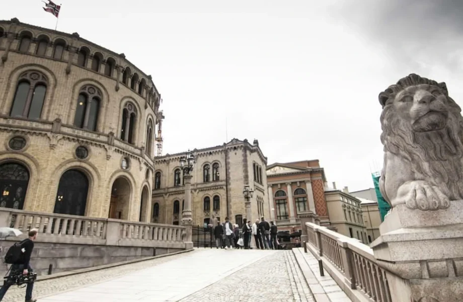 Stortinget får ansiktsløft for opptil 1,2 milliarder