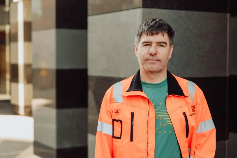 Statens vegvesen og prosjektleder Hlynur Gudmundsson på E39 Stormyra-Staurset deler opp det gjenstående arbeidet etter konkursen i Bertelsen Garpestad i tre kontrakter. Karoline Rage/Statens vegvesen