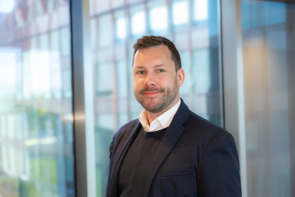 – Etter mange år tett på prosjekter, ser jeg frem til å bruke erfaringen min i arbeidet for bedre rammevilkår og videre utvikling av næringen, sier Jon Røsholt. Foto: Stian Norum Herlofsen, EBA