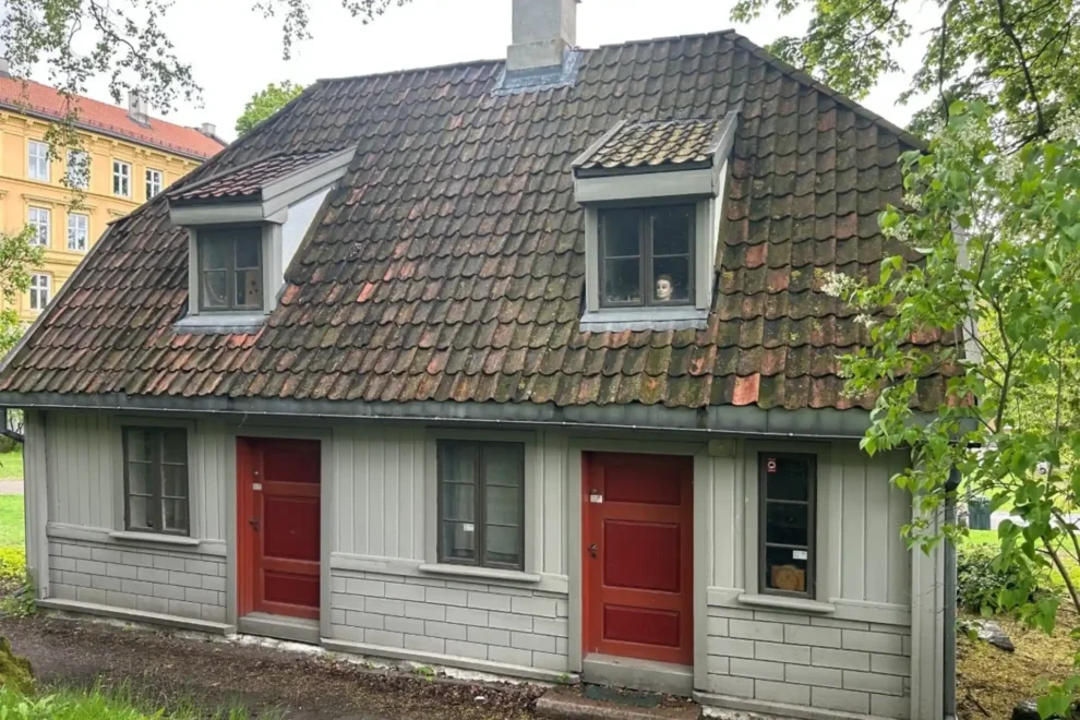 Gamle, verneverdige bygg er ofte sårbare for brann. Bøddelboligen på Galgeberg i Oslo er fredet av Riksantikvaren. Foto: Ida Rambæk